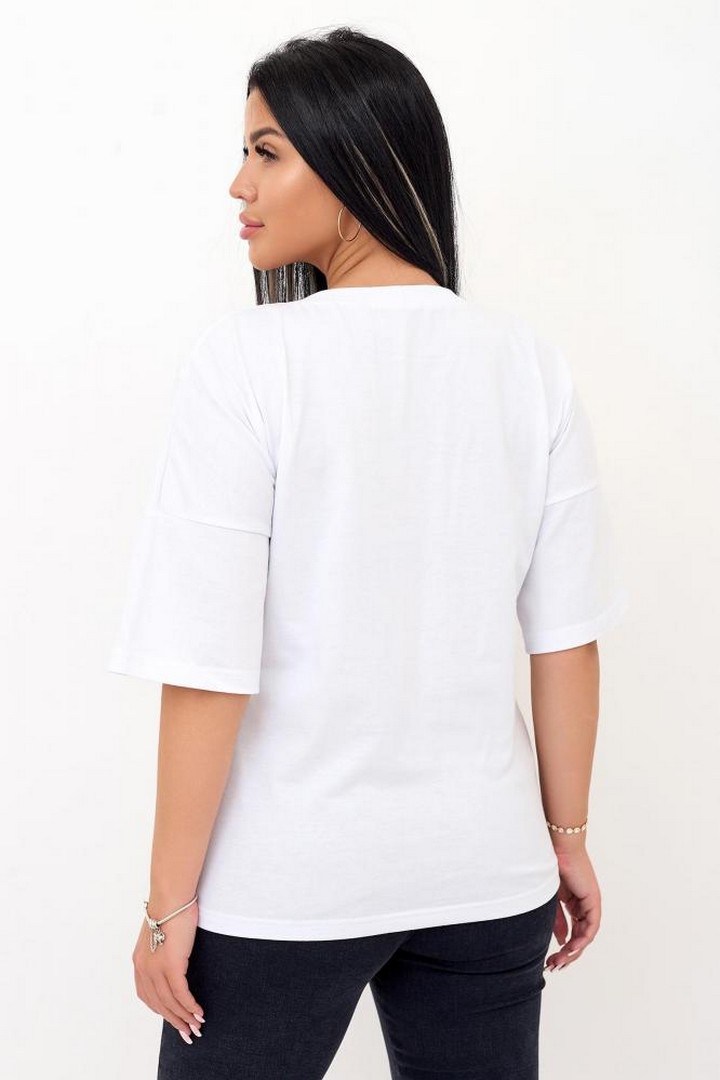 Фото товара 23978, женская белая футболка оверсайз с ярким принтом каса бланка