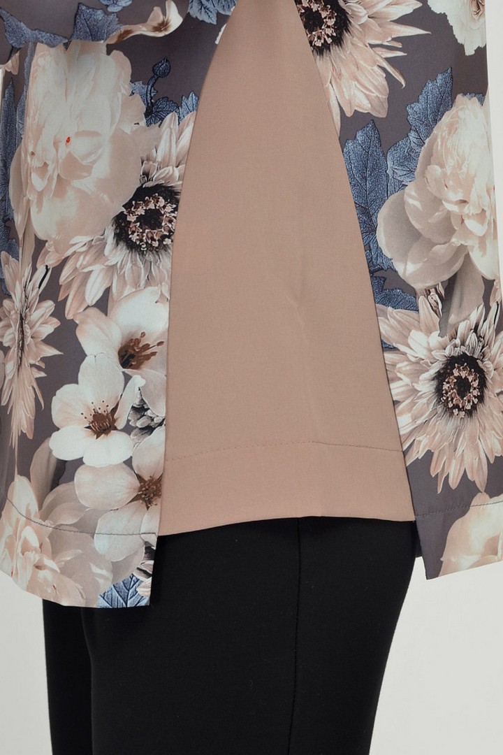 Фото товара 19739, коричневая блузка с цветами